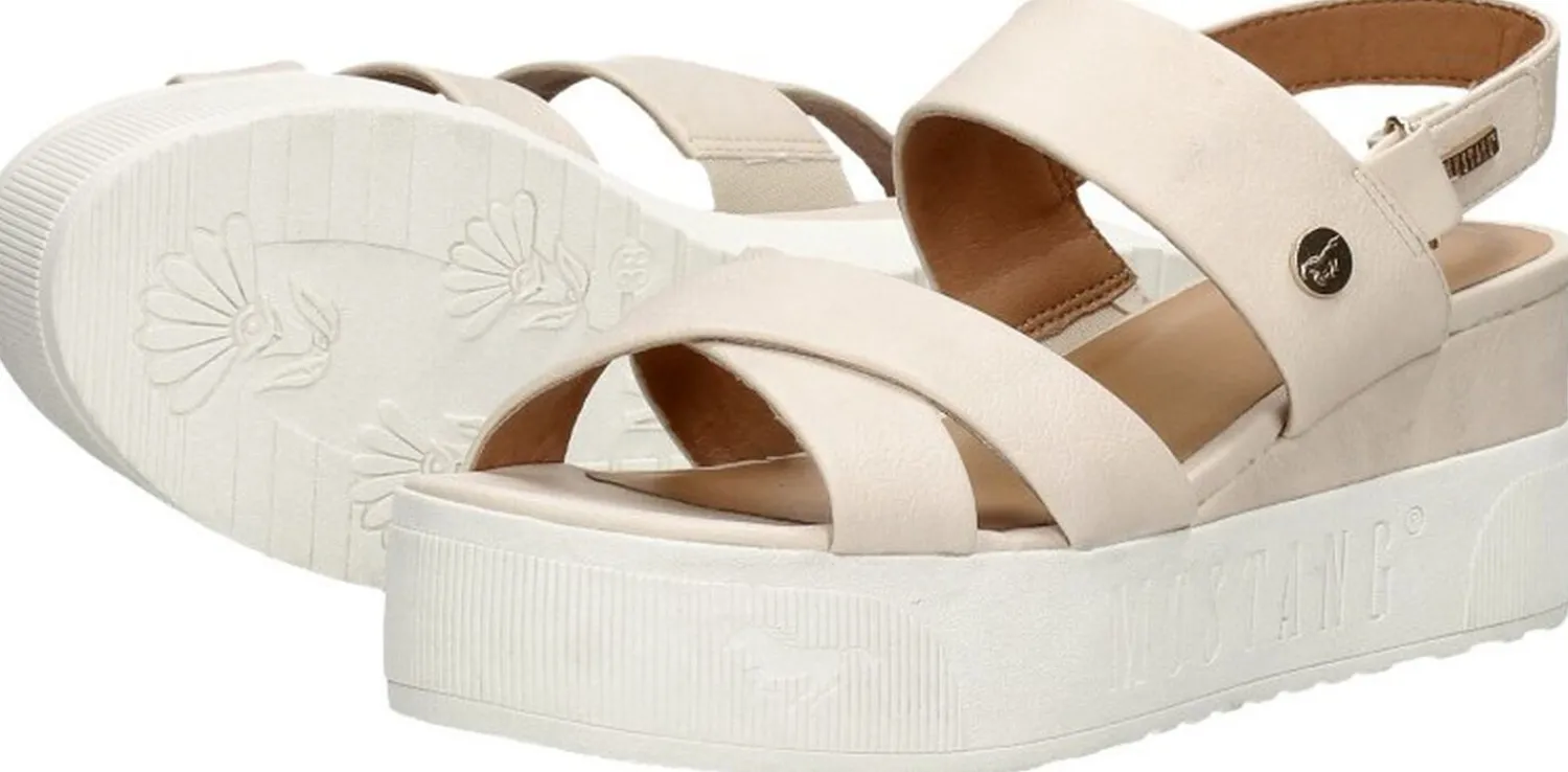 Mustang Sandalen Plat Gebroken wit Fashion